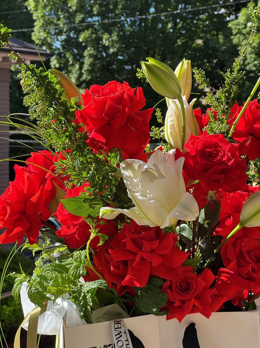 Aurora | Luxury Red Roses & Lily Bouquet